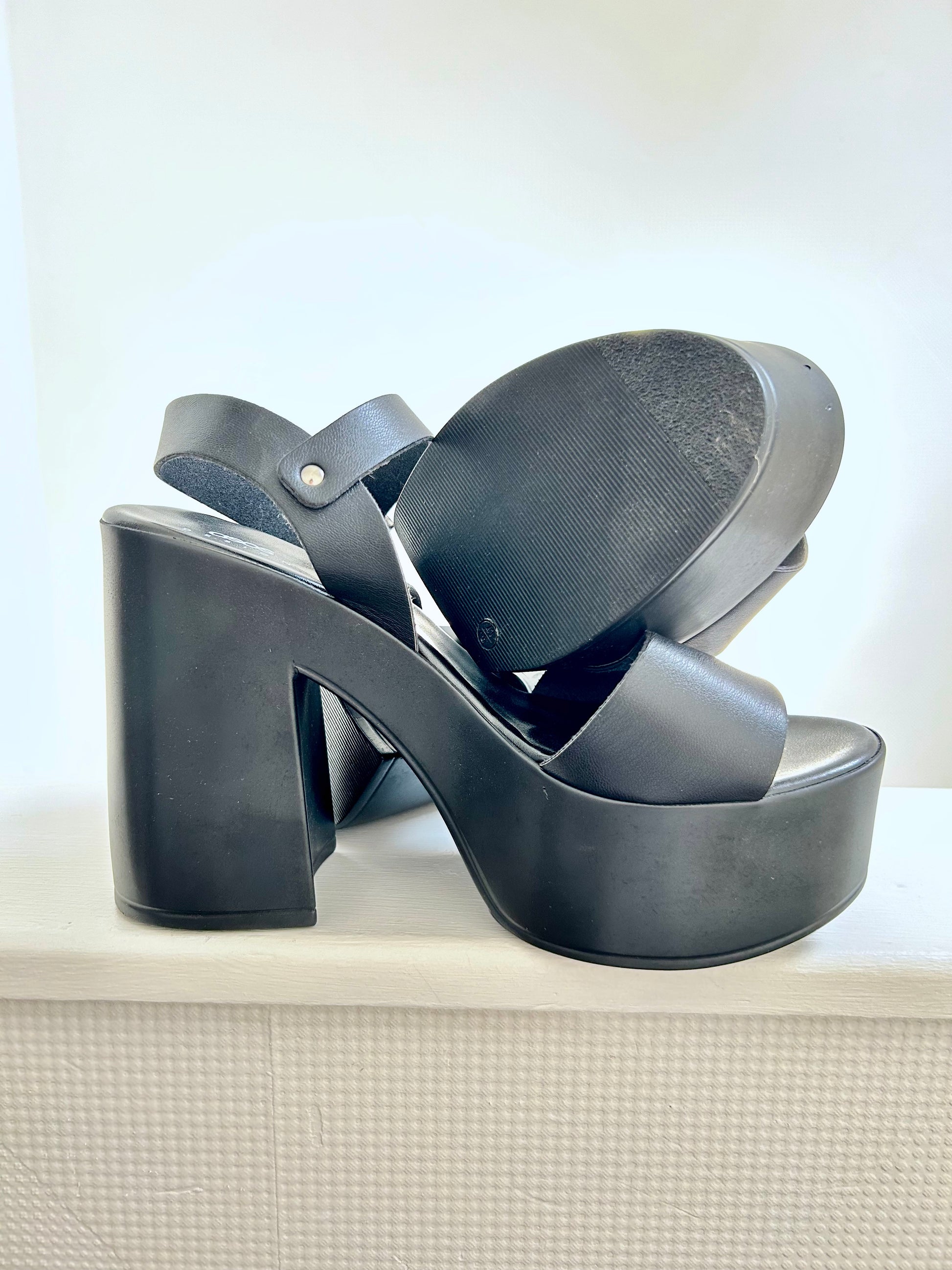 Sandales plateformes noires