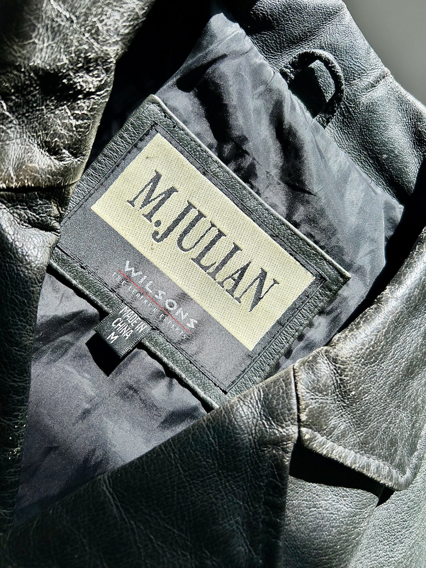 Manteau M. Julian Wilson