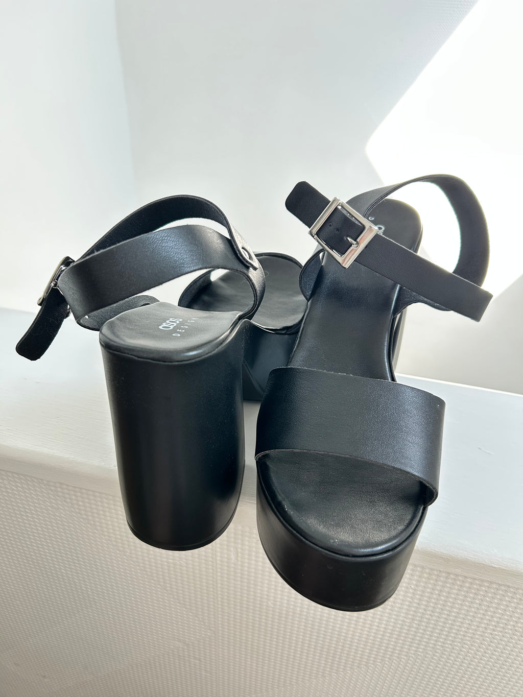 Sandales plateformes noires