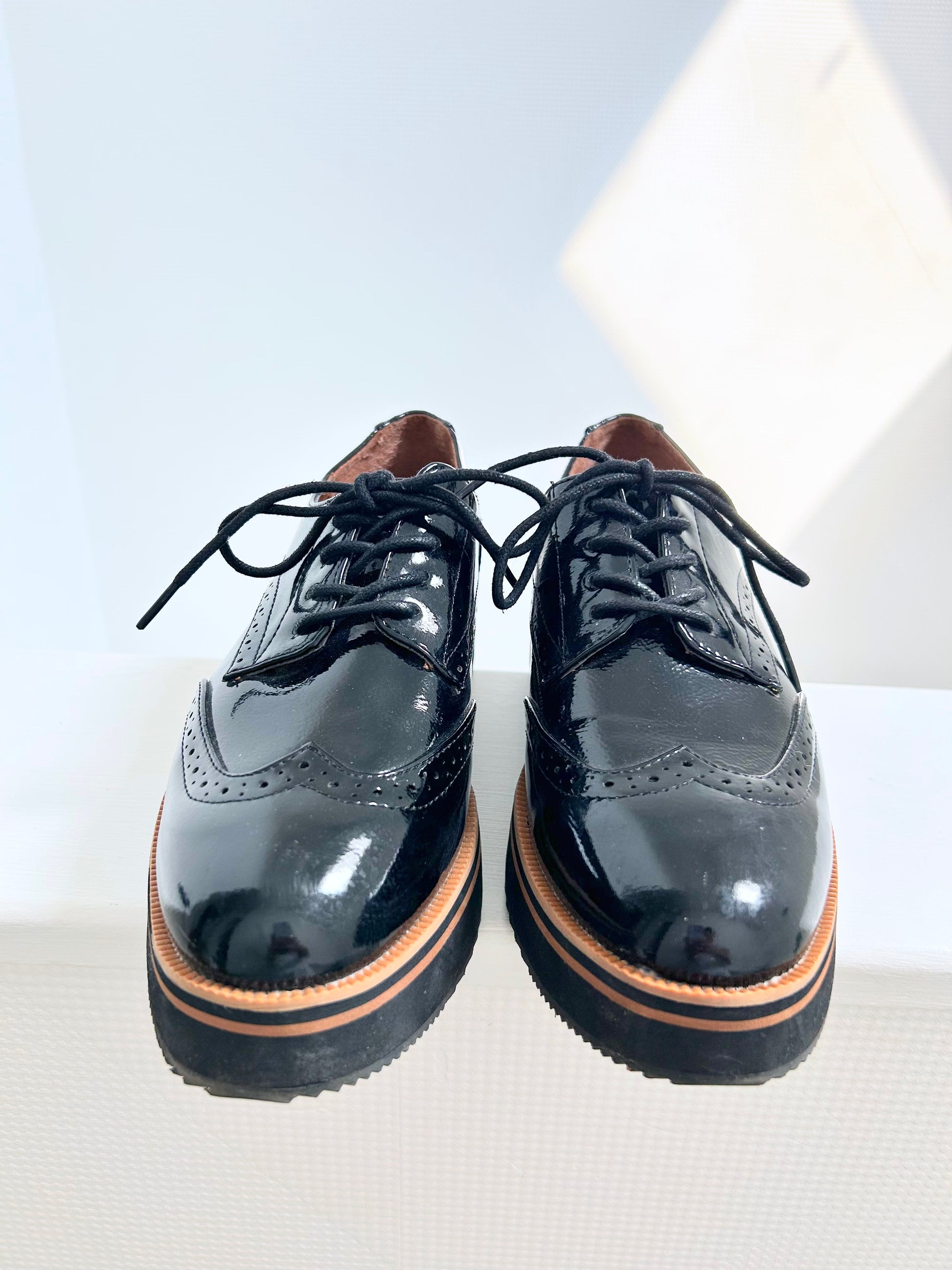 Derbies vernies Bréal