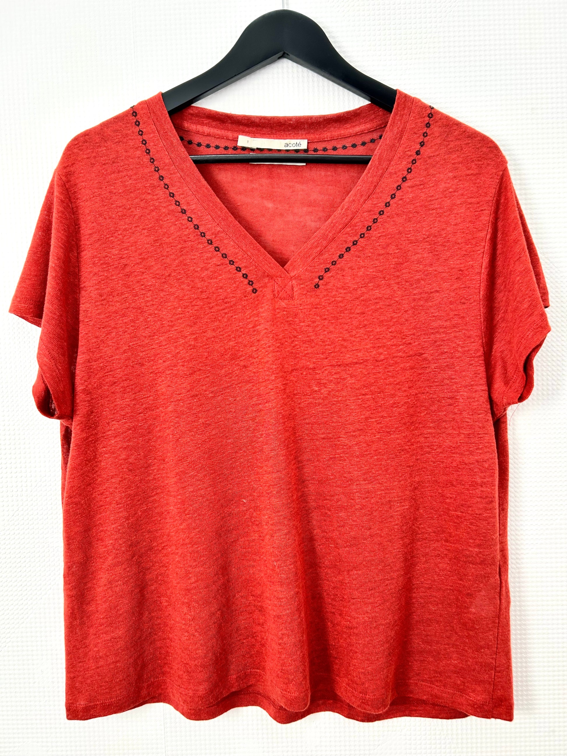 Tee shirt acoté